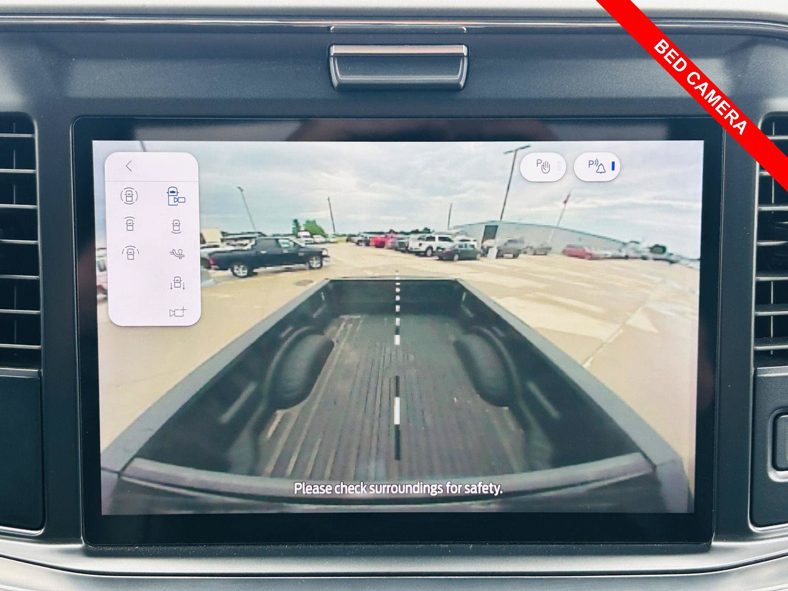 Used 2025 Ford F350 Lariat AWD/4WD image 12