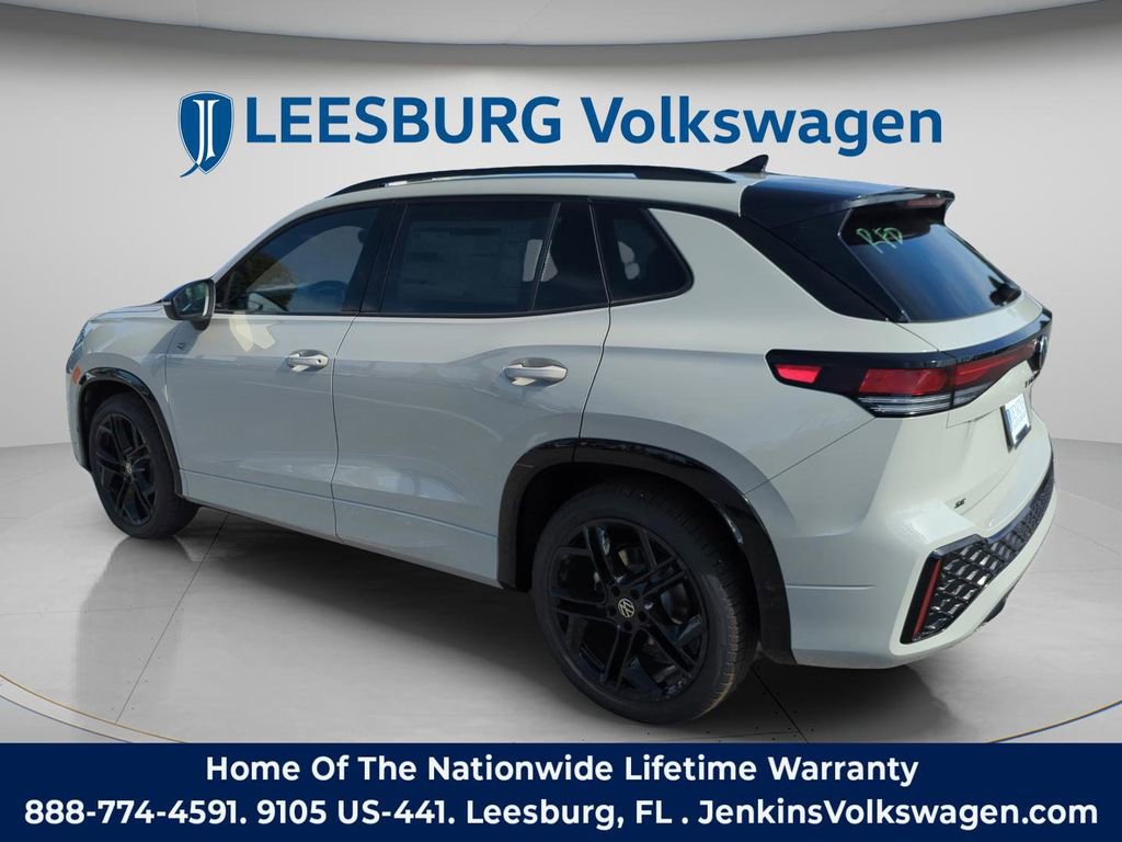 New 2026 Volkswagen Tiguan SE R-Line image 9