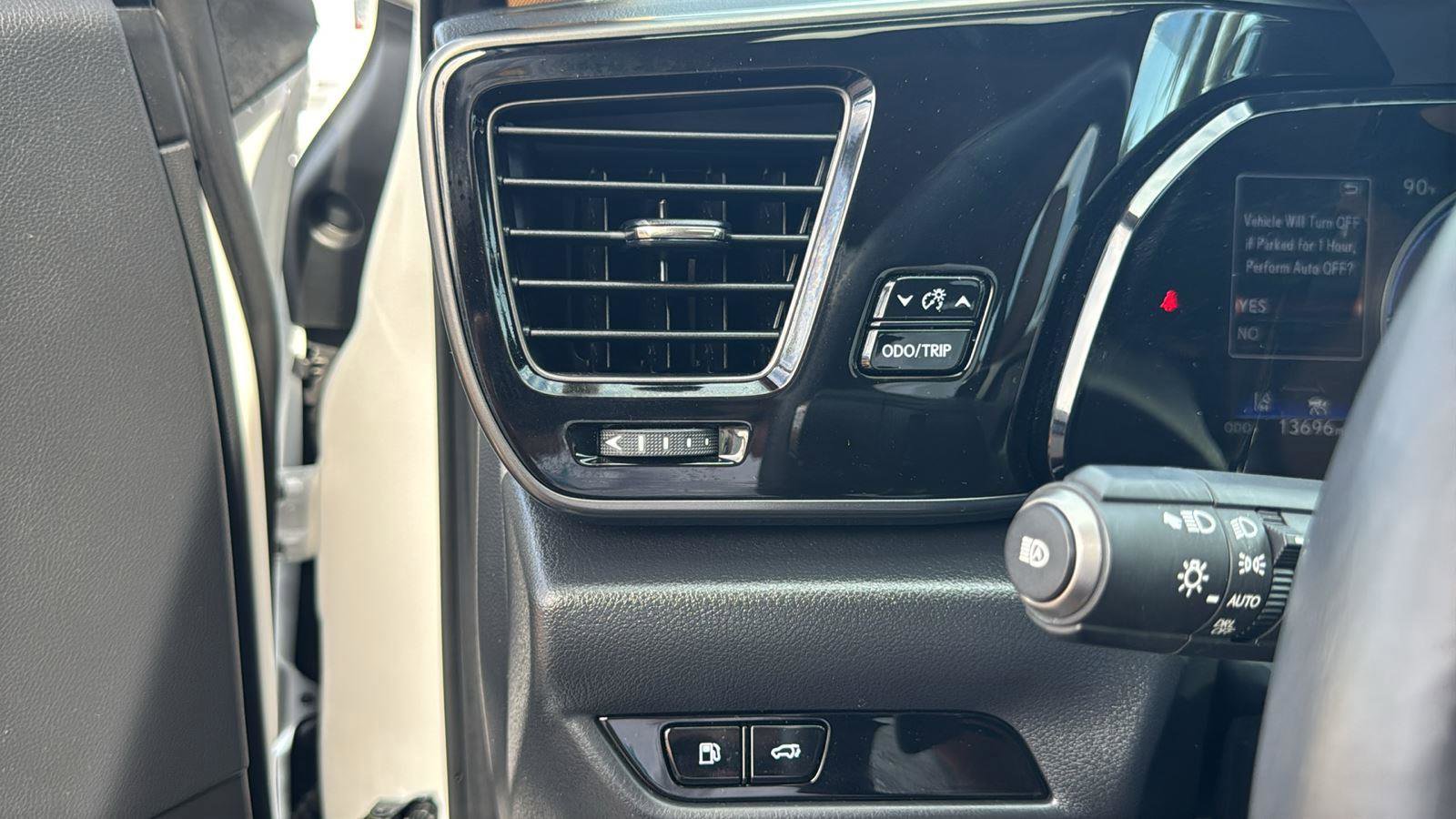 Used 2025 Lexus NX 350h AWD w/ Premium Package image 12