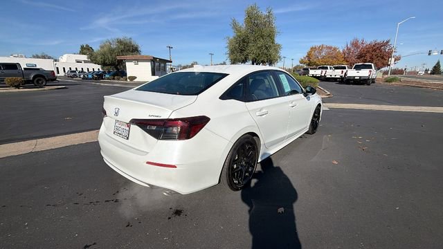 Used 2025 Honda Civic Sport image 4