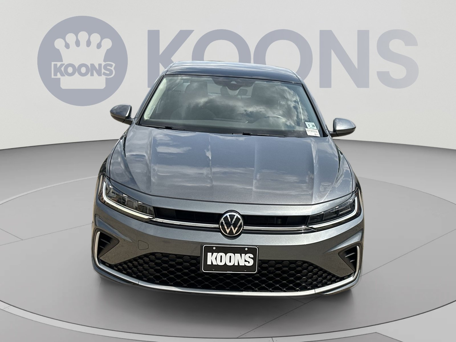 Used 2025 Volkswagen Jetta SE FWD image 19