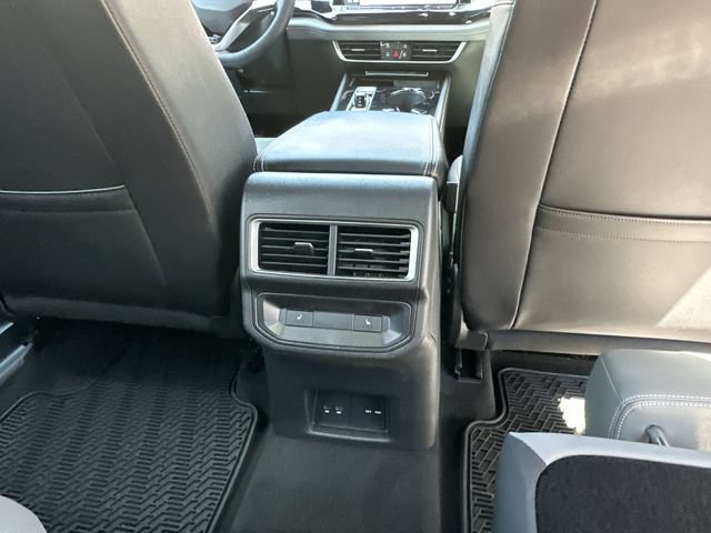 Used 2024 Volkswagen Atlas Cross Sport SEL R-Line AWD/4WD image 24