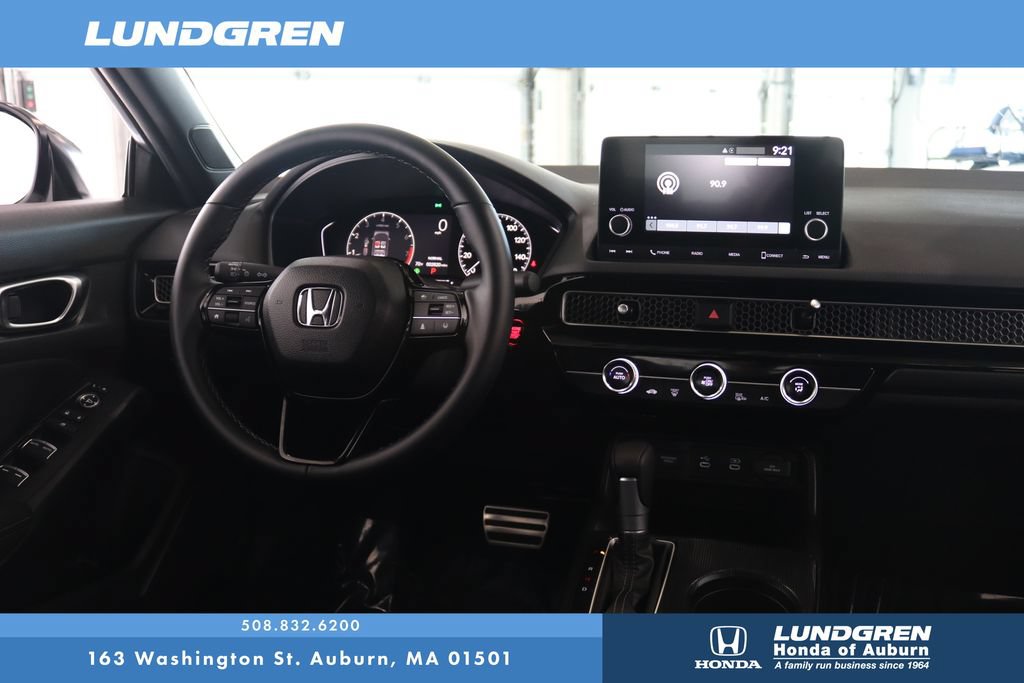 Used 2025 Honda Civic Sport image 4