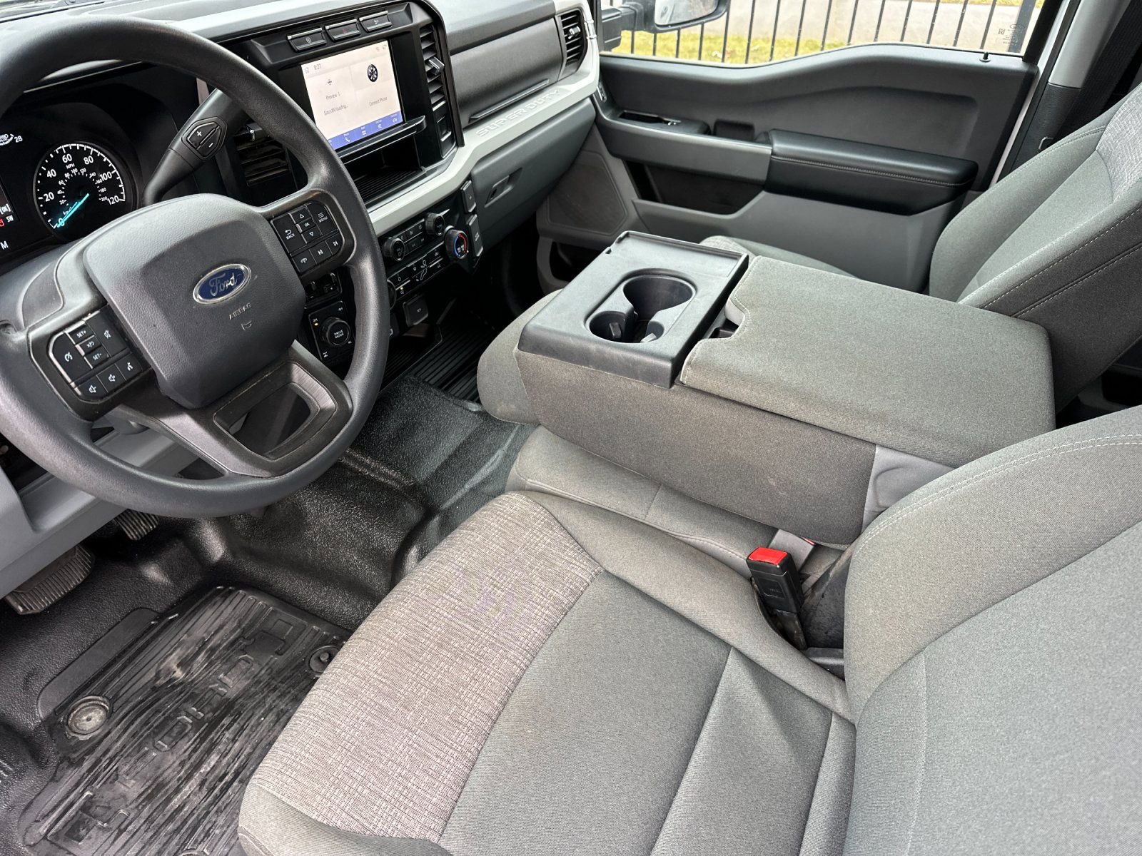 Used 2024 Ford F350 XLT image 10