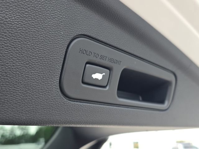 Used 2025 Acura MDX A-Spec AWD/4WD image 11