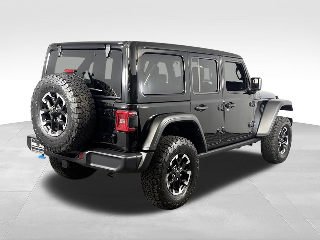 Used 2025 Jeep Wrangler Unlimited Rubicon 4xe w/ Convenience Group AWD/4WD image 7
