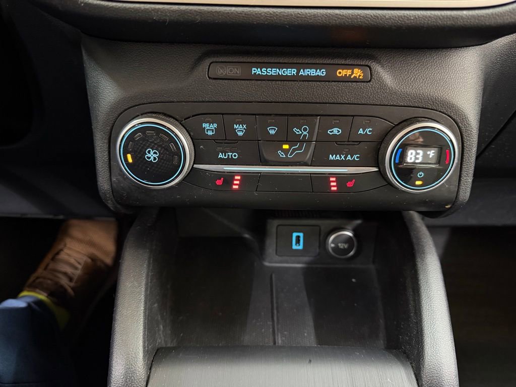 Used 2020 Ford Escape SE image 26