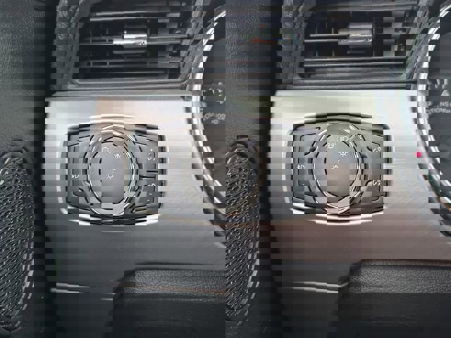 Used 2020 Ford Mustang Premium image 25