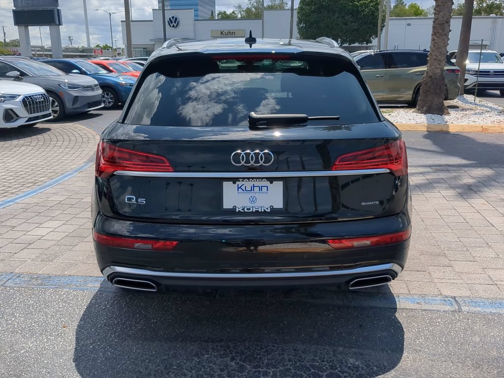 Used 2023 Audi Q5 2.0T Premium w/ Convenience Package AWD/4WD image 5