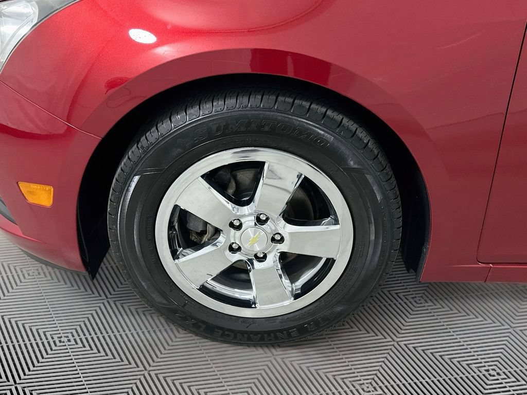 Used 2014 Chevrolet Cruze LT FWD image 25