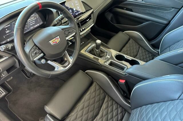 Certified 2026 Cadillac CT4 V Blackwing w/ Climate Package RWD image 10