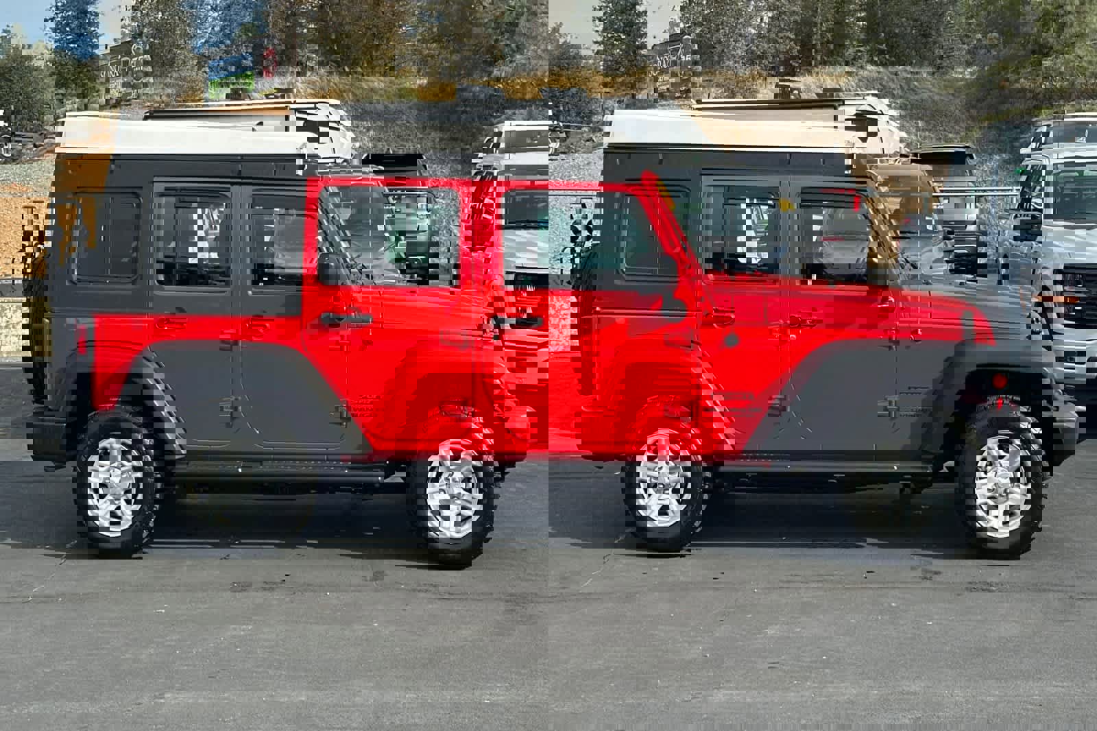 Used 2017 Jeep Wrangler Unlimited Sport image 3