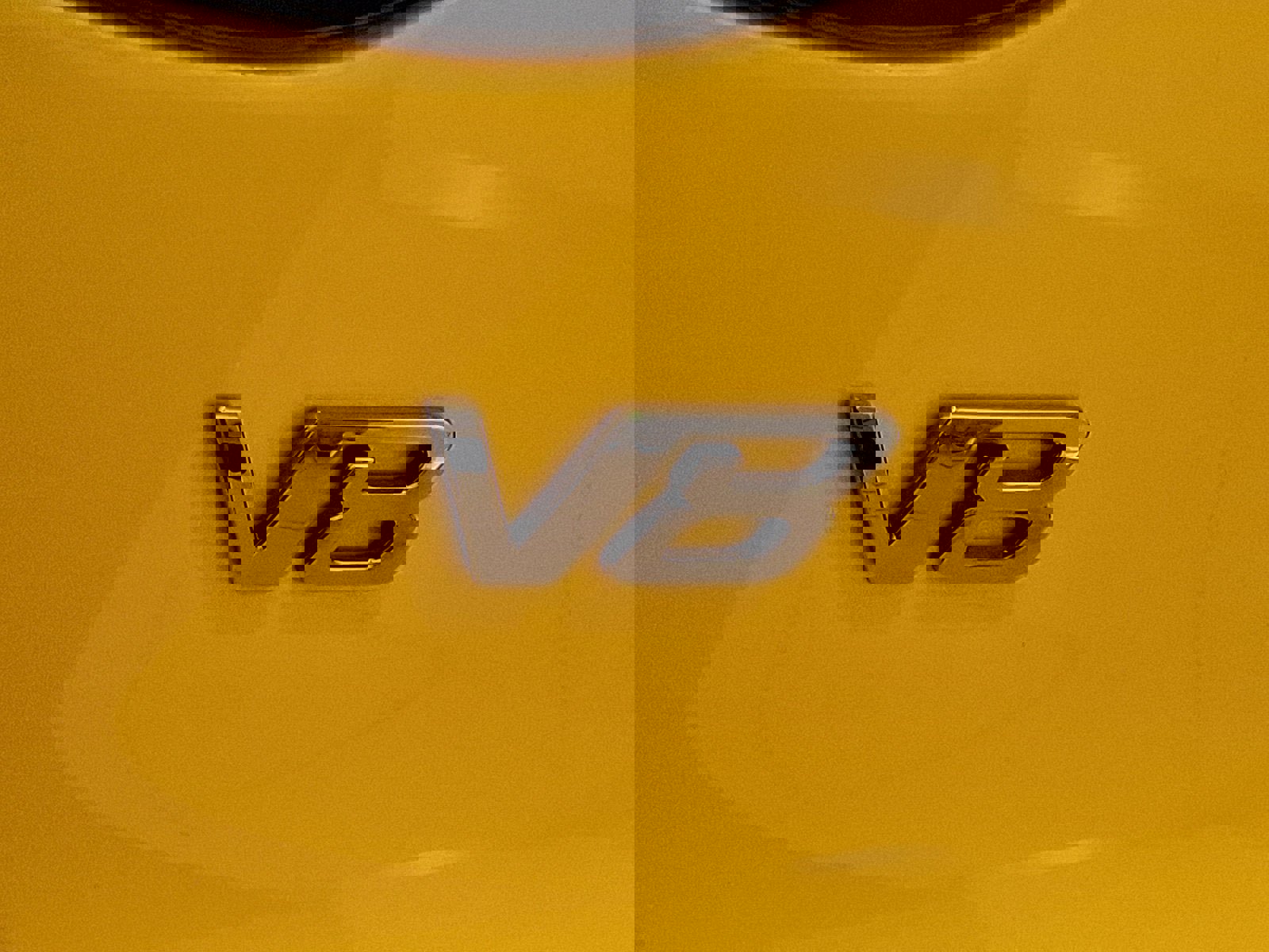 Used 2023 Maserati Levante Trofeo image 31