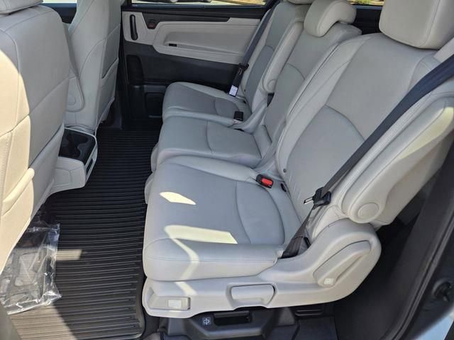 New 2026 Honda Odyssey EX-L image 17