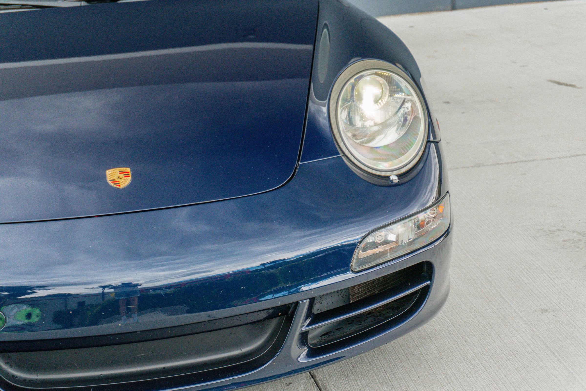 Used 2005 Porsche 911 Carrera RWD image 25