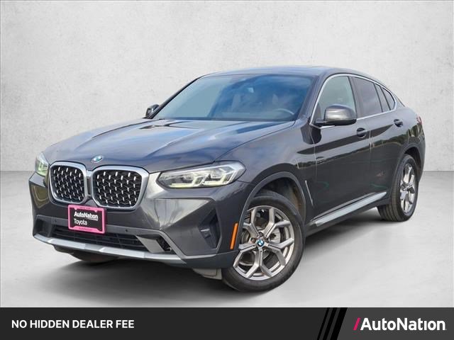 Used 2022 BMW X4 xDrive30i w/ Premium Package 2