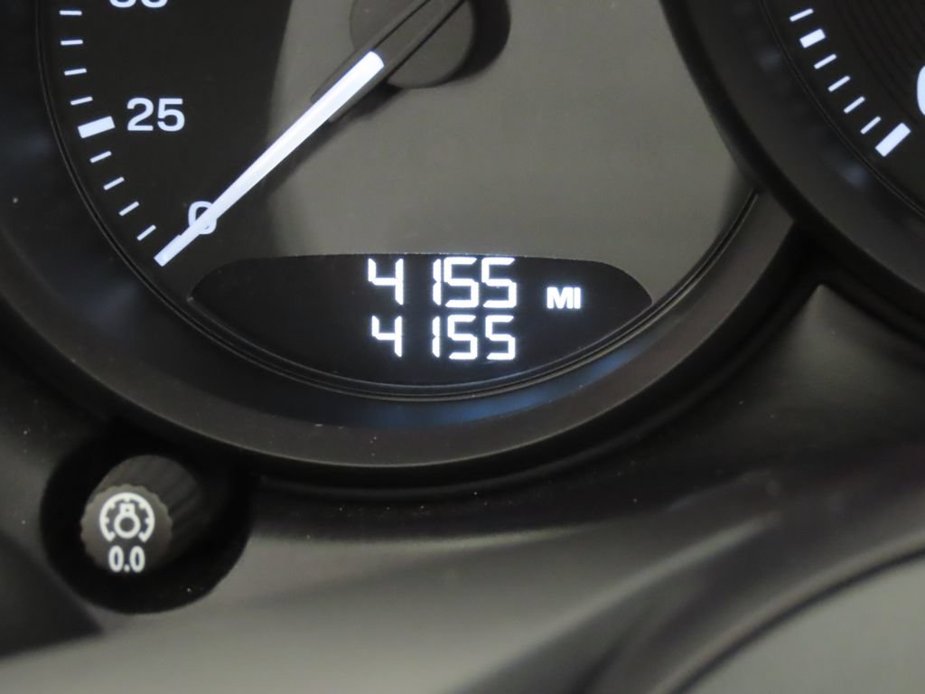 Certified 2026 Porsche Macan AWD/4WD image 17
