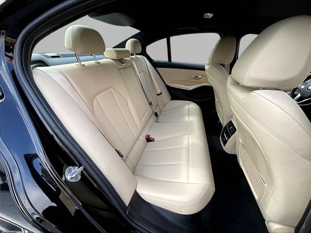 Used 2021 BMW 330i Sedan w/ Driving Assistance Package RWD image 27