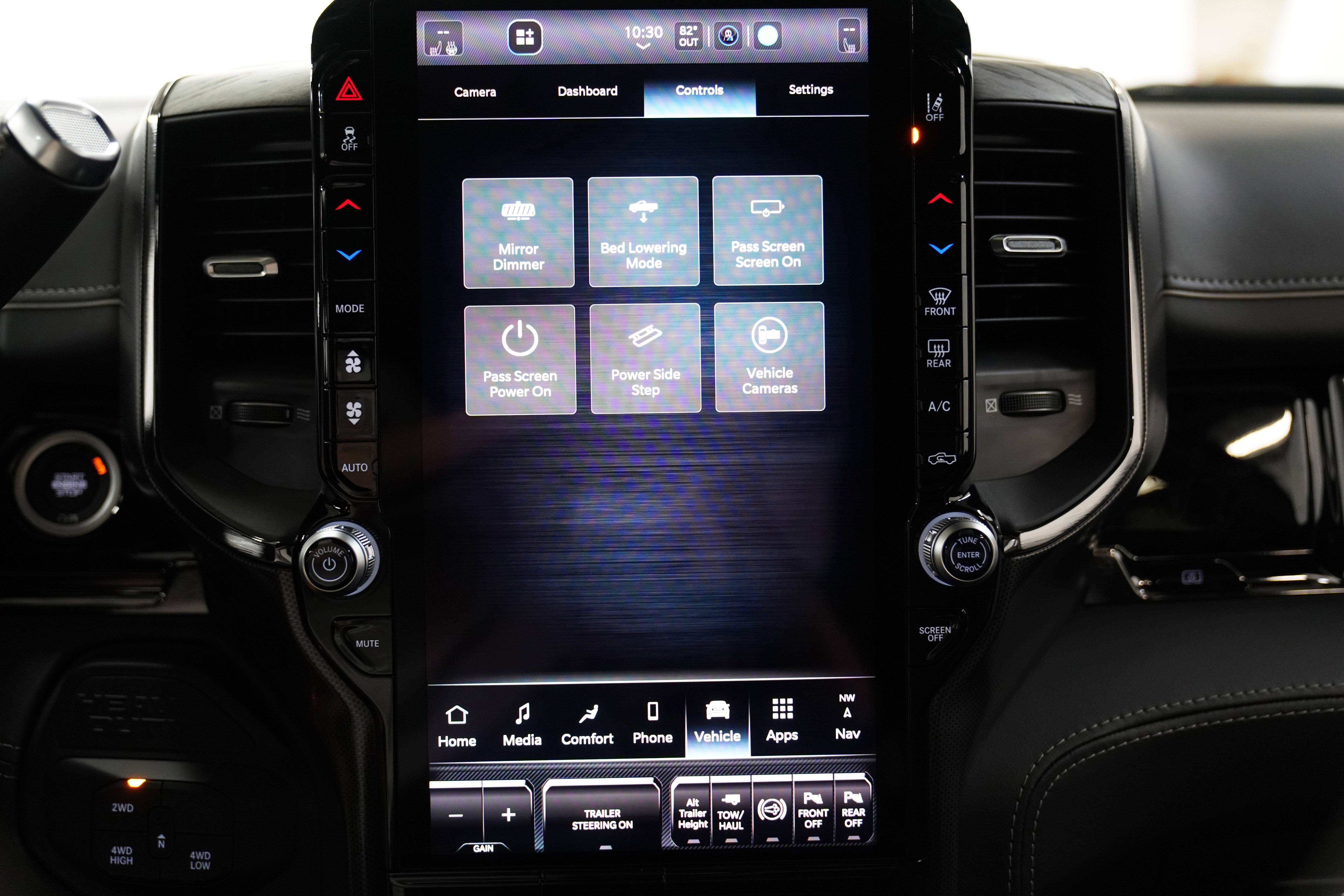 New 2025 RAM 2500 Limited image 21