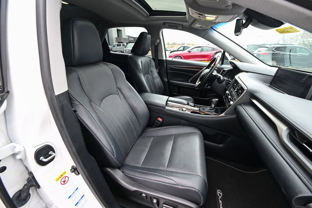 Used 2019 Lexus RX 350 AWD w/ Navigation Package image 25