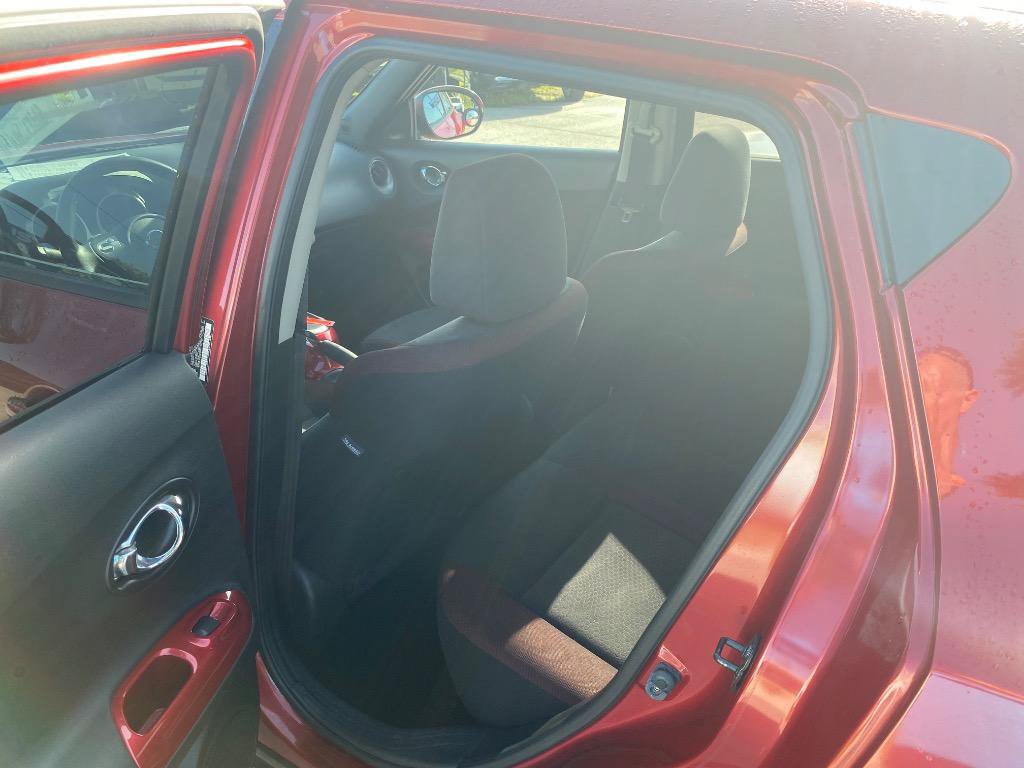 Used 2014 Nissan Juke SV AWD/4WD image 15