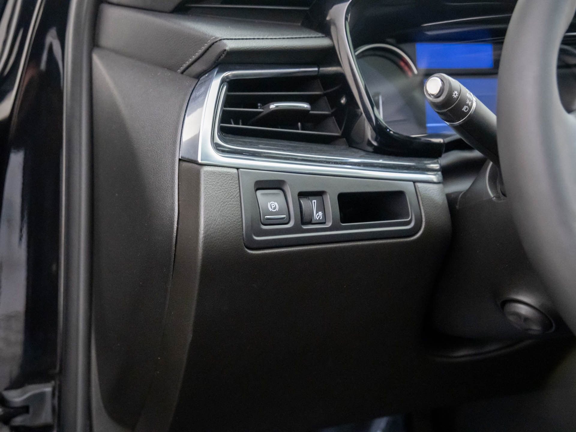 Used 2022 Cadillac XT5 Premium Luxury image 21