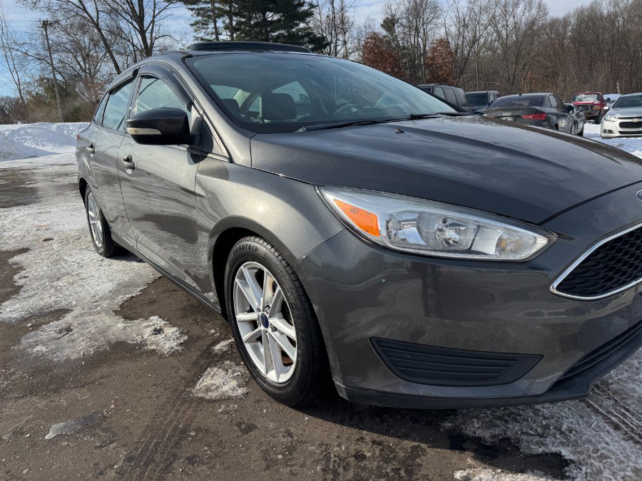 Used 2016 Ford Focus SE image 12
