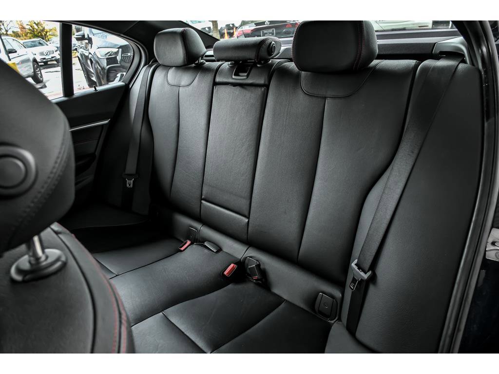 Used 2017 BMW 330i xDrive Sedan image 14