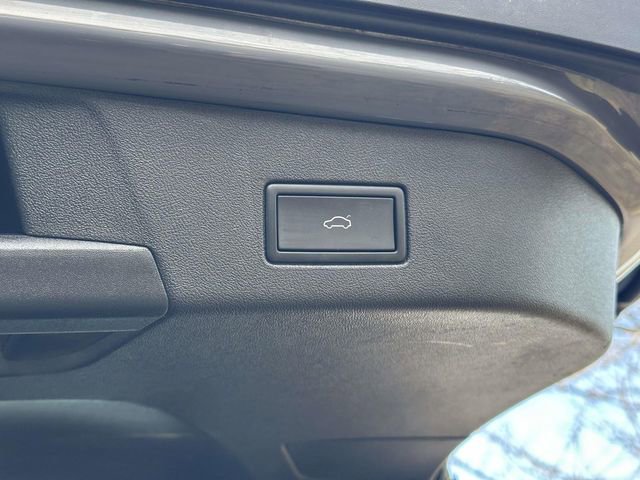 Used 2023 Volkswagen ID.4 Pro S image 13