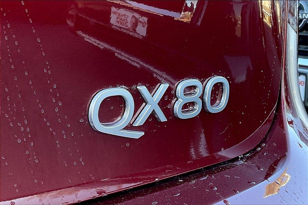 New 2025 INFINITI QX80 Luxe image 9