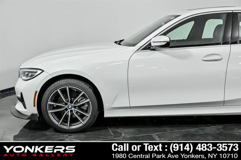 Used 2020 BMW 330i xDrive Sedan w/ Convenience Package image 5