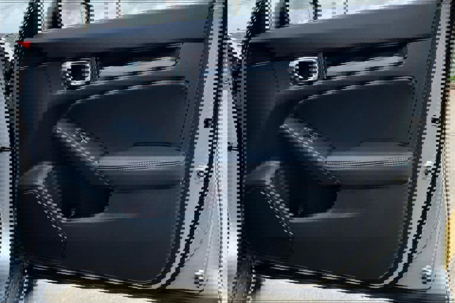 Used 2024 Honda Civic EX-L image 23