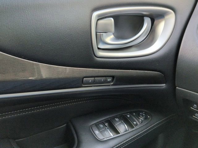 Used 2019 INFINITI QX60 Luxe w/ Essential Package AWD/4WD image 13