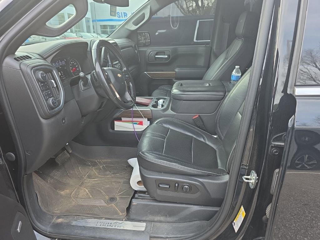 Used 2020 Chevrolet Silverado 1500 High Country image 15