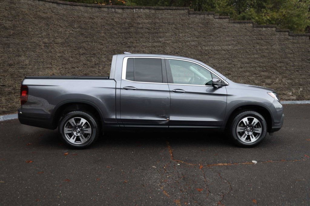 Used 2017 Honda Ridgeline RTL-T image 4