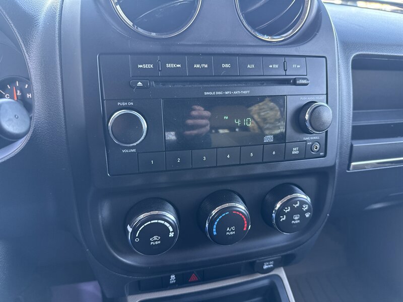Used 2015 Jeep Patriot Sport w/ Power Value Group image 32