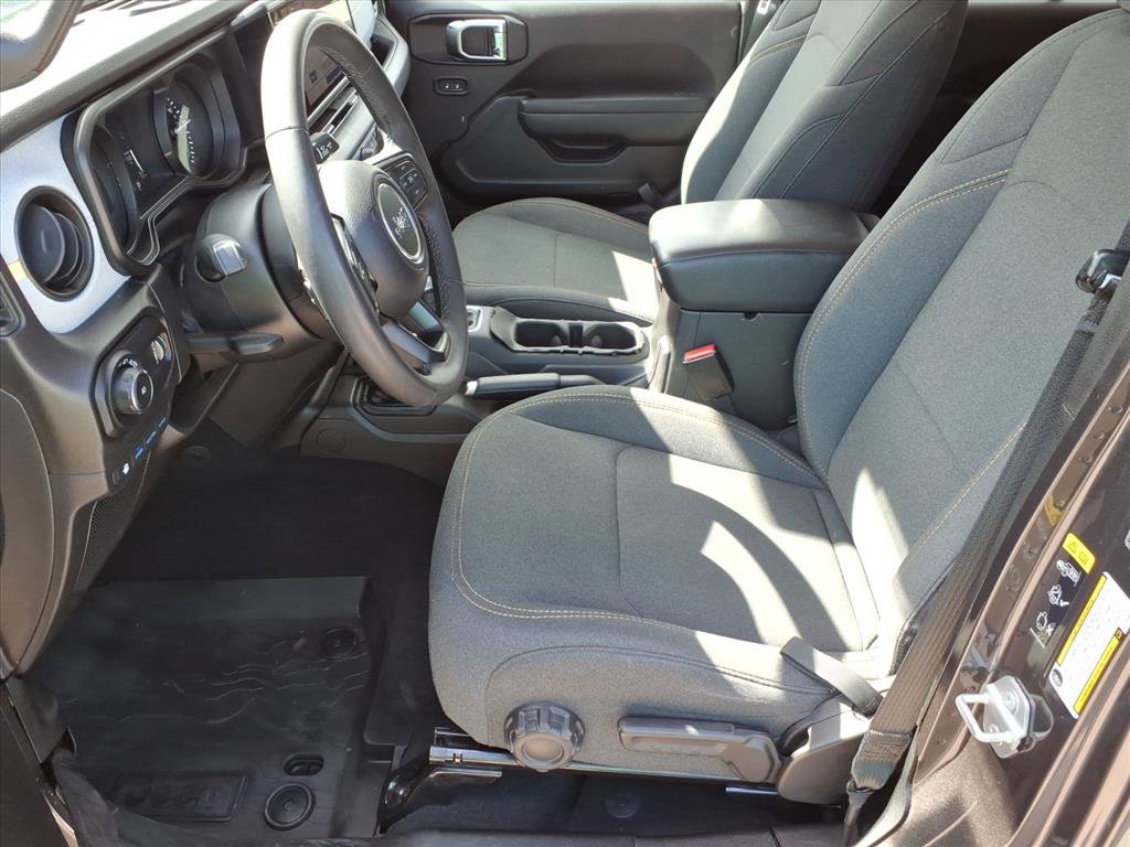 Used 2025 Jeep Wrangler Unlimited Sport S 4xe AWD/4WD image 12