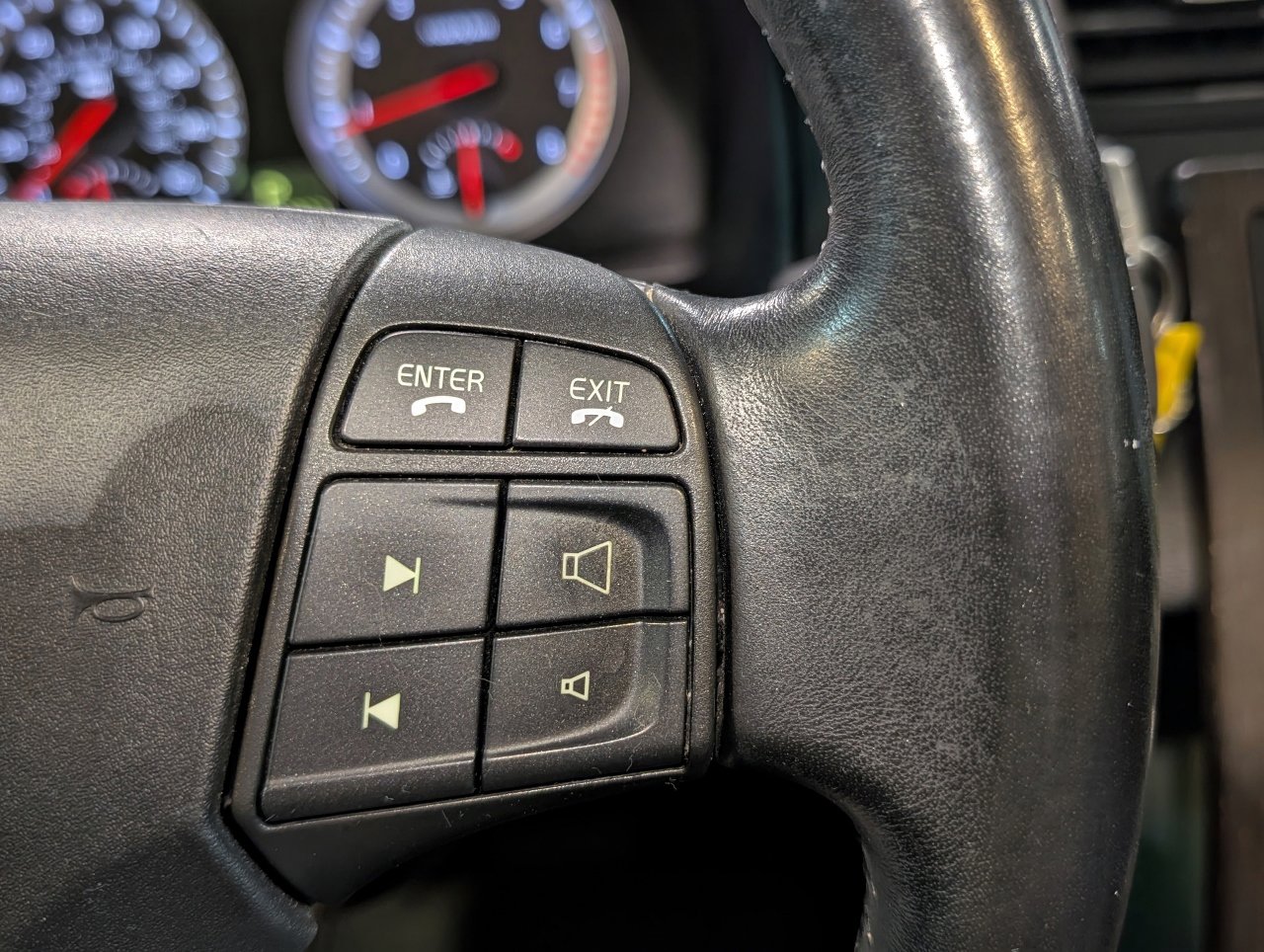 Used 2013 Volvo C70 T5 image 39