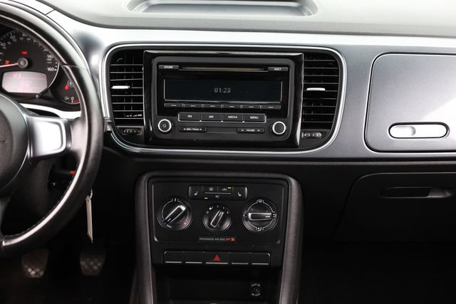 Used 2012 Volkswagen Beetle 2.5 FWD image 36