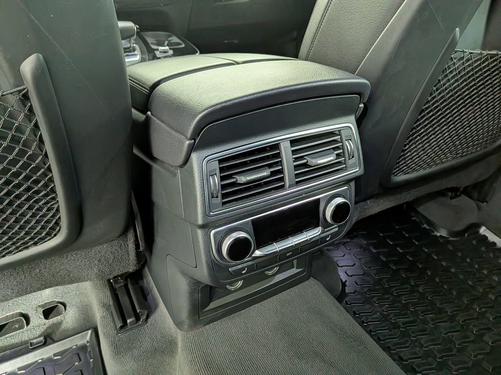 Used 2018 Audi Q7 3.0T Premium Plus w/ Premium Plus Package image 38