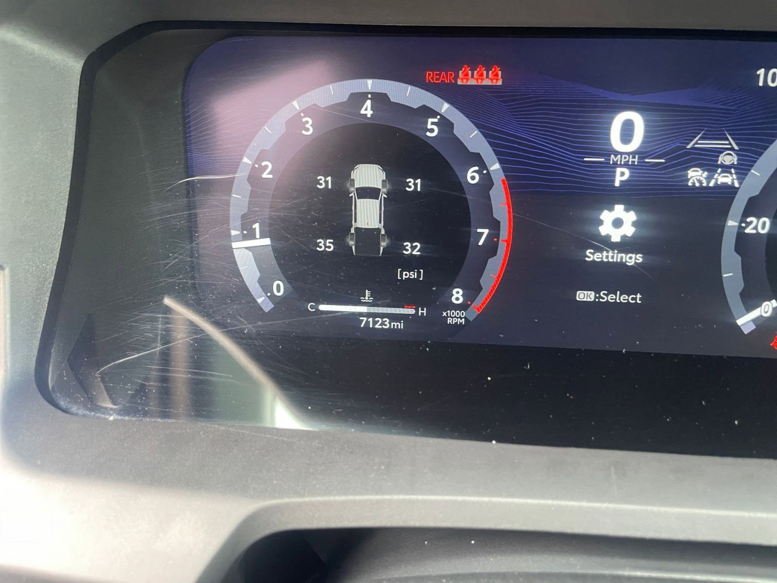 Used 2025 Toyota Tacoma TRD Off-Road image 40