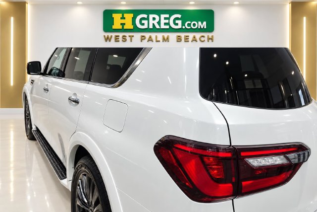 Used 2019 INFINITI QX80 Luxe w/ 22" Wheel Package RWD image 2