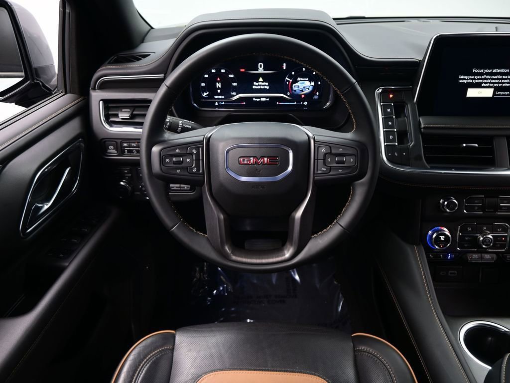 Used 2024 GMC Yukon XL AT4 w/ Technology Package image 13