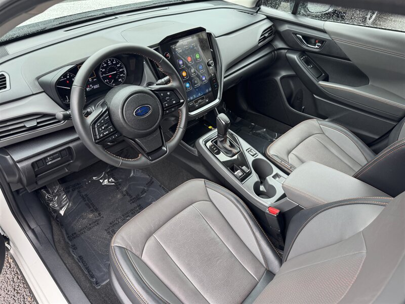 Used 2024 Subaru Crosstrek 2.5i Limited w/ Popular Package #4A AWD/4WD image 2