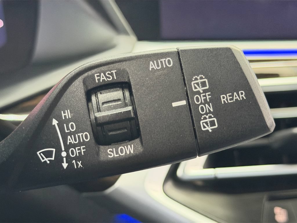Used 2021 BMW X7 M50i AWD/4WD image 24