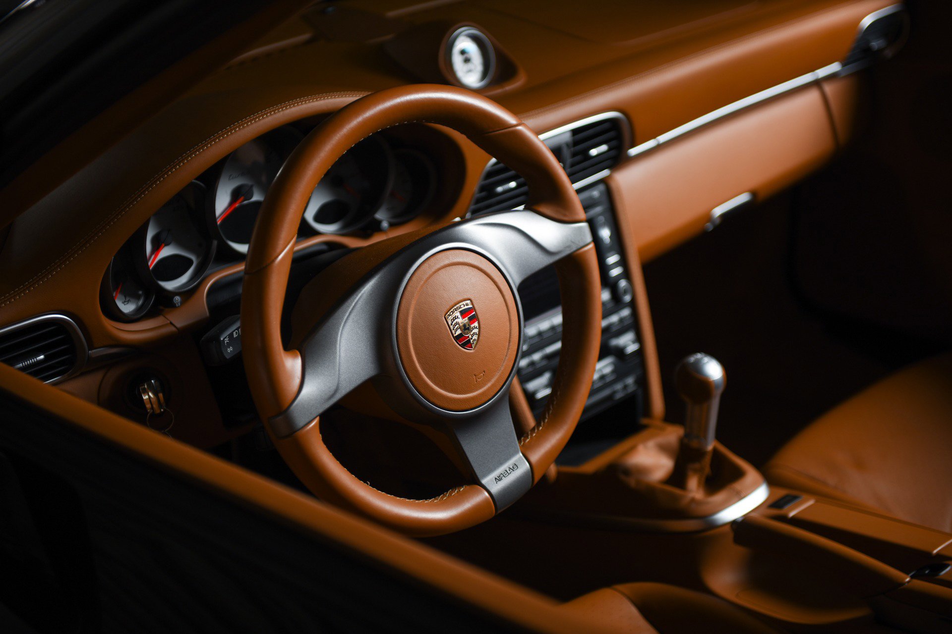 Used 2010 Porsche 911 Turbo image 4