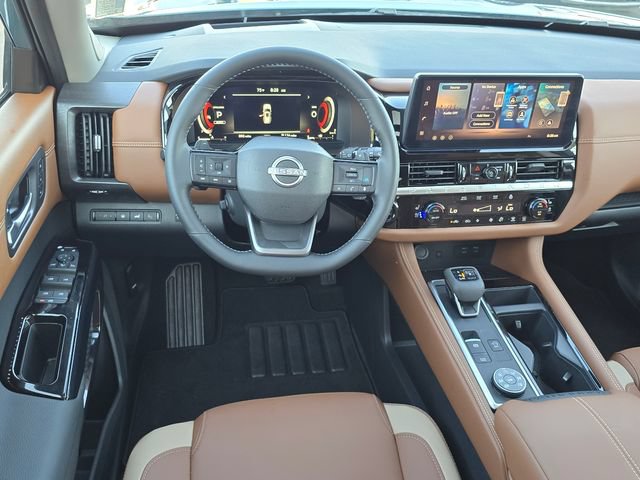Certified 2026 Nissan Pathfinder Platinum w/ Accent Package AWD/4WD image 11