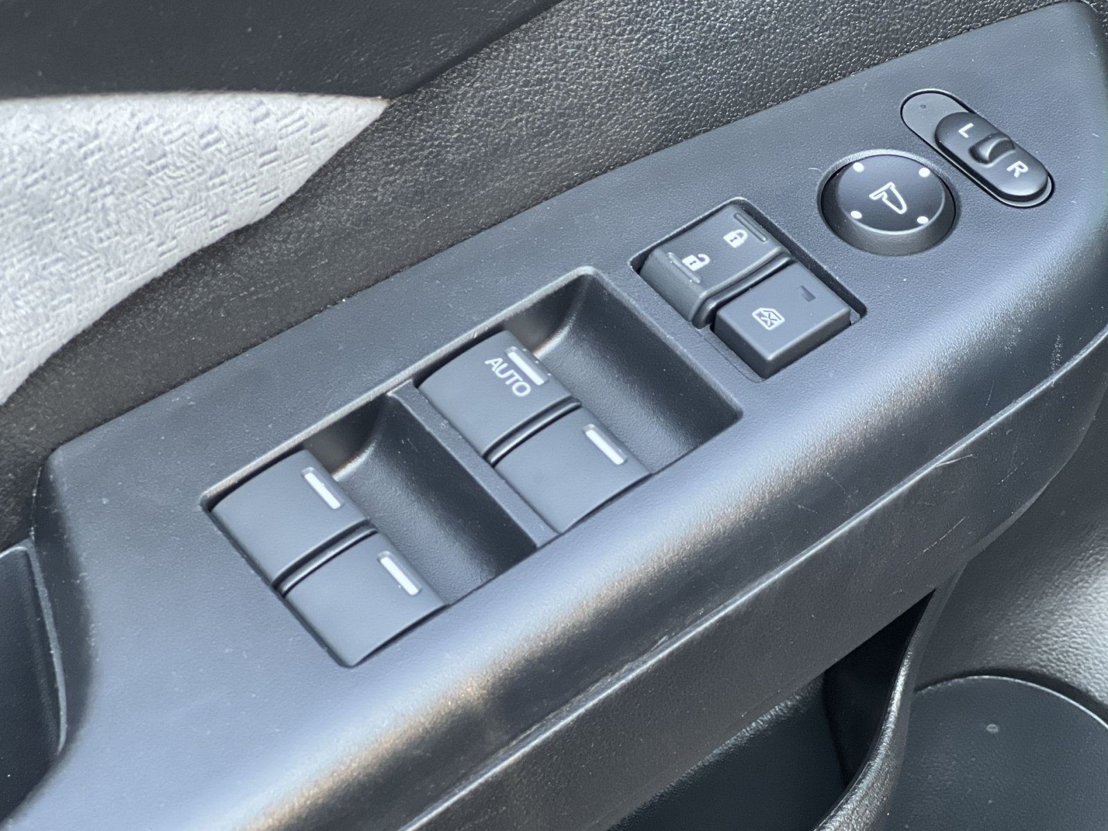Used 2016 Honda CR-V EX image 20