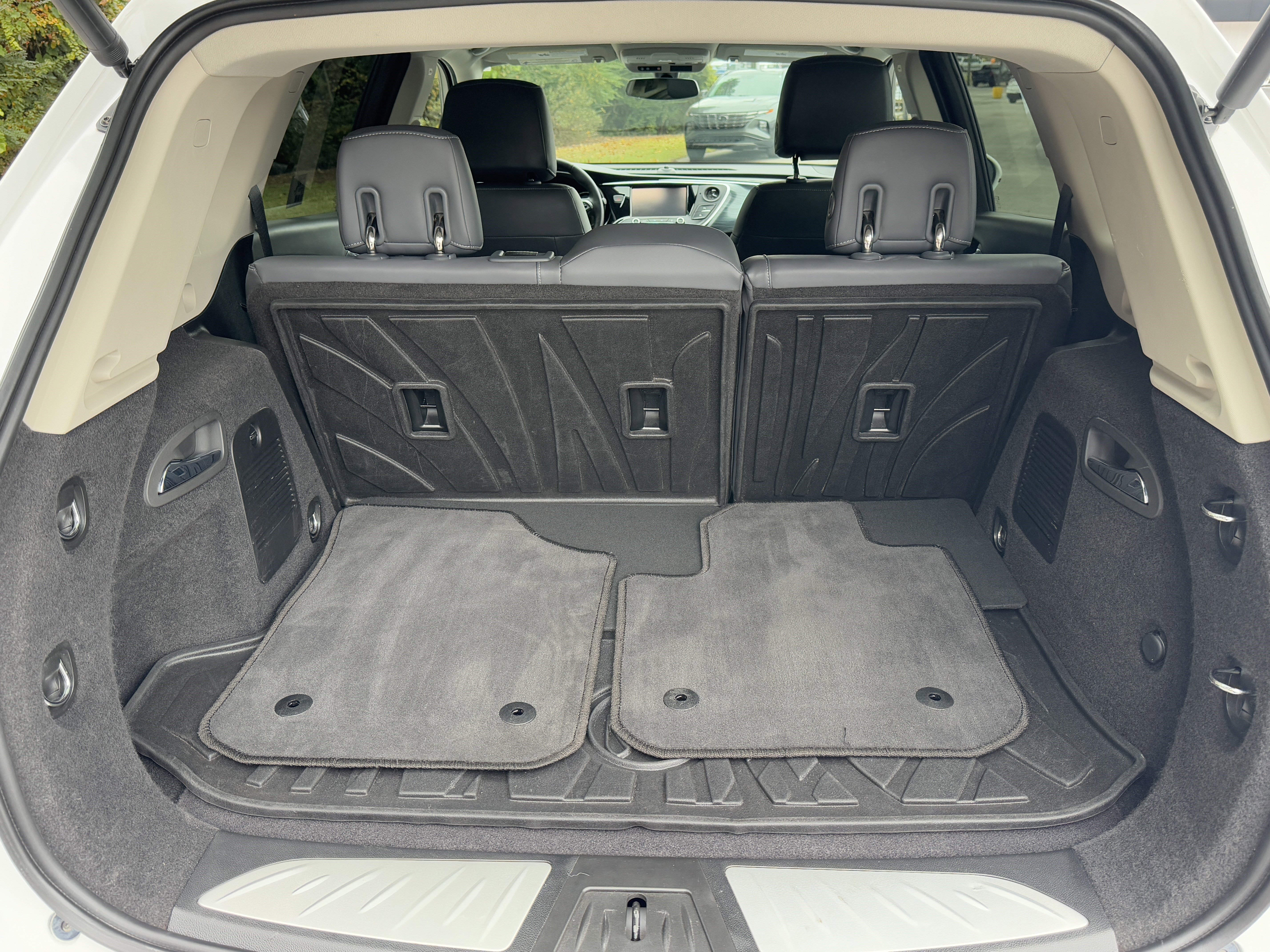 Used 2020 Buick Envision Essence image 8