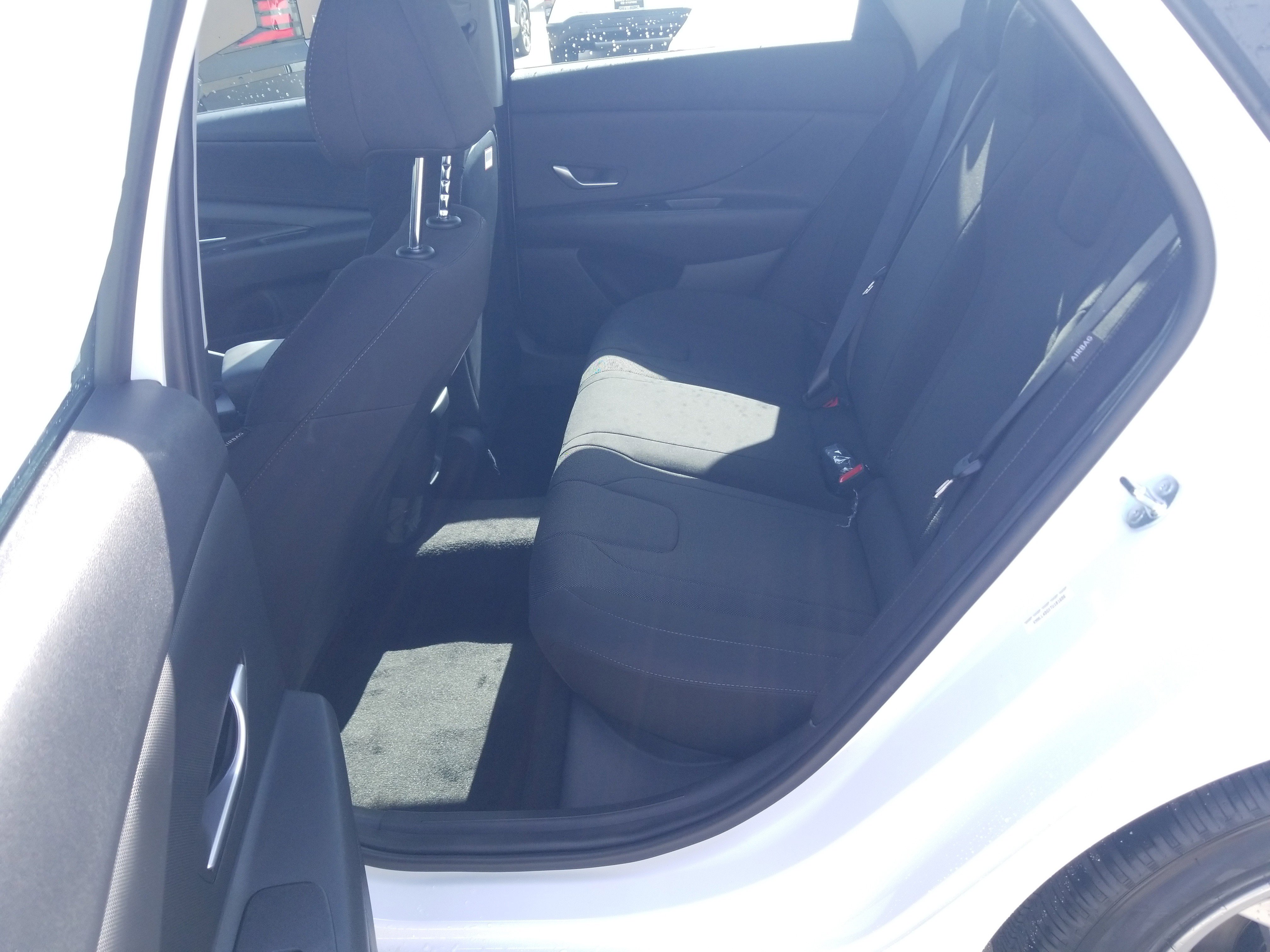 New 2026 Hyundai Elantra SE image 12